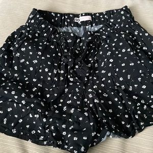 High rise shorts size small